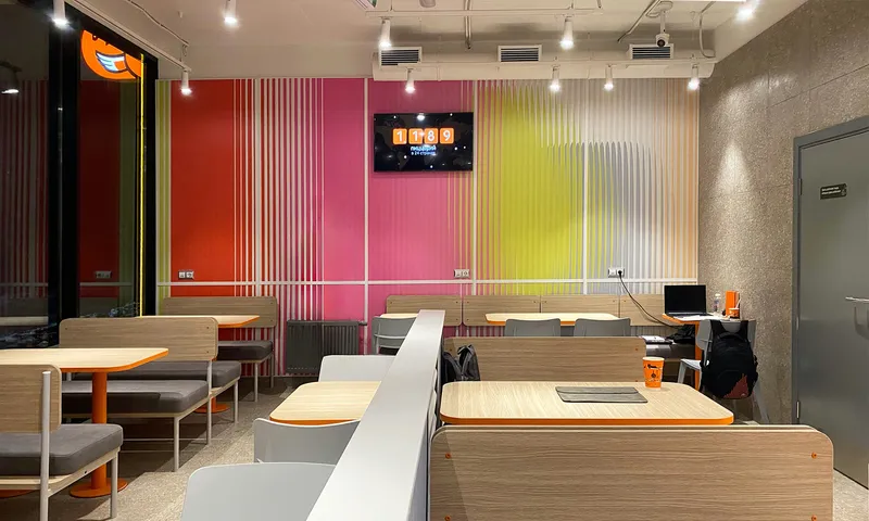 Generative wallpapers and panels for Dodo pizzerias, image 17